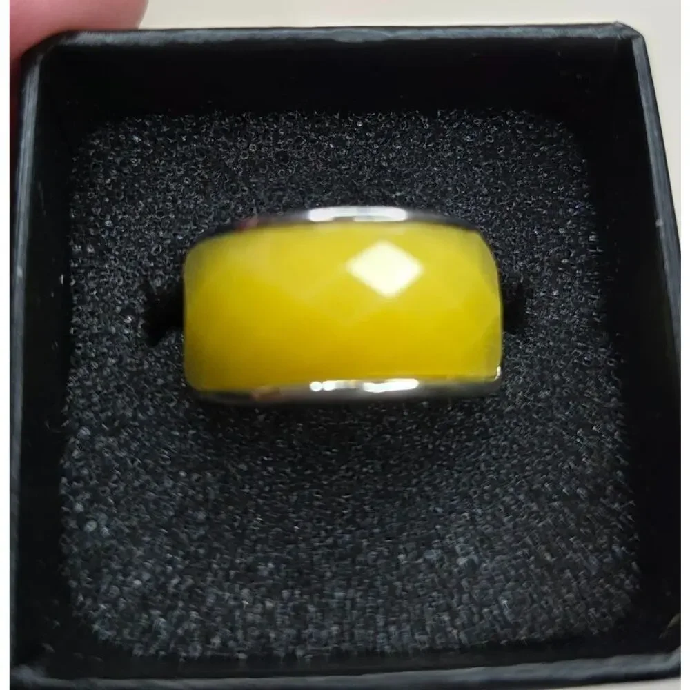 Vintage Multifaceted Yellow Glass Silver‎ Toned Ring Size 6.5